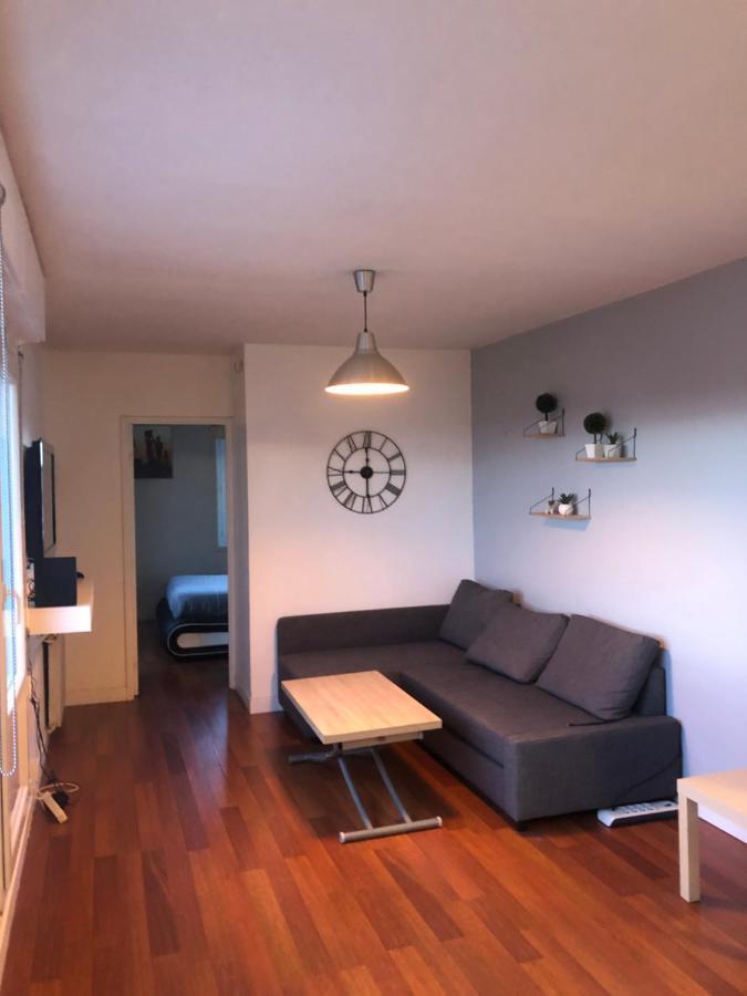 Appartement T2 - Proche Rer Sartrouville Exterior photo